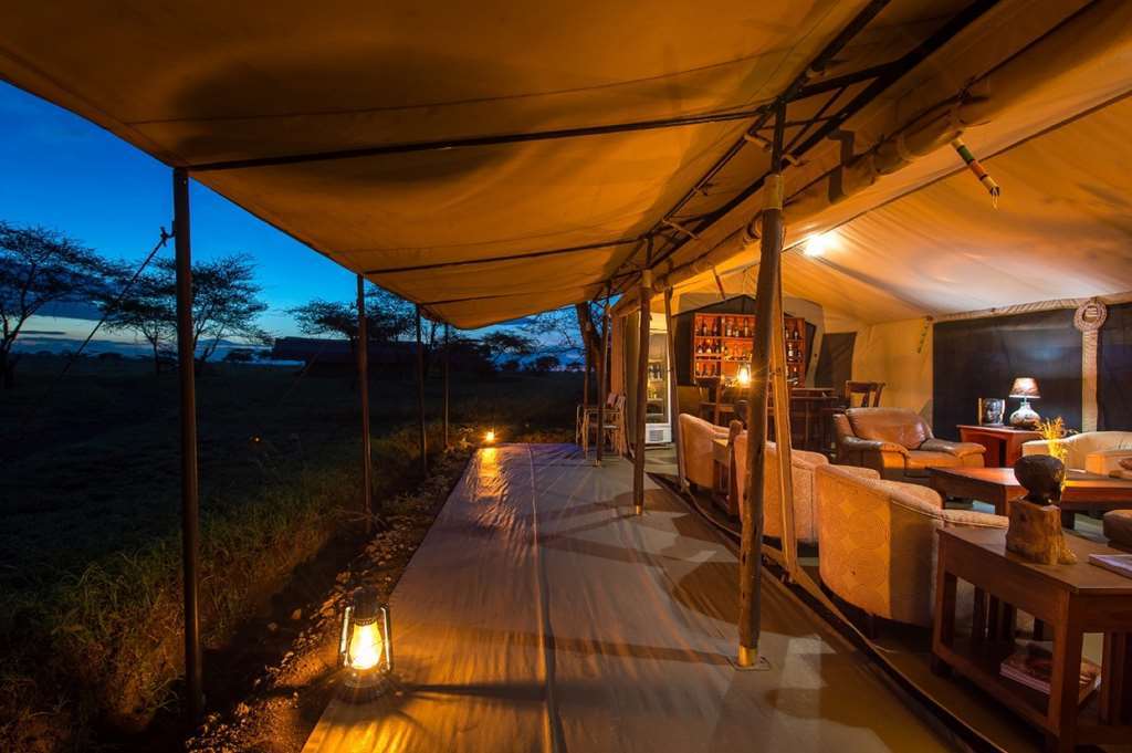 Karibu Camps And Lodges Sametu Camp Serengeti Robanda Restoran fotoğraf